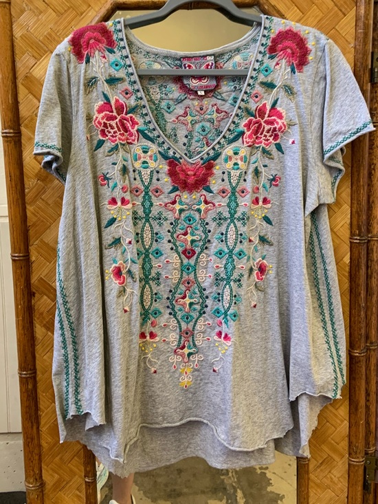 Johnny Was Tops - Johnny Was Gray Embroidered V-Neck Tunic with Pink Floral Accents